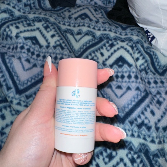 Deoderant - Picture 2 of 2